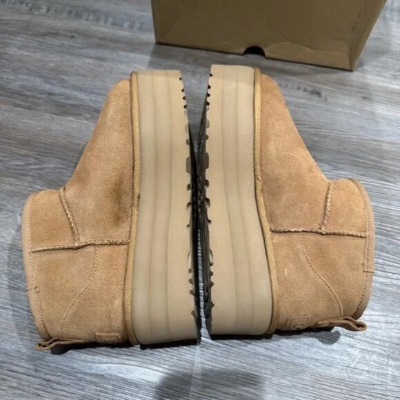 UGG Australia Classic Ultra Mini Platform Boots - Picture 6 of 8